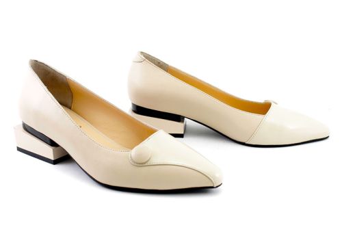 Дамски елегантни обувки в бежово - Модел Яспис. Размери 36-42.