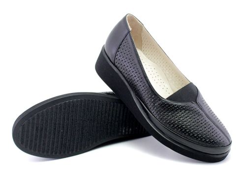 Дамски, ежедневни обувки от естествена кожа в черно, модел  Акация