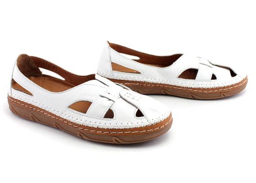 Дамски, летни обувки от естествена кожа в бяло, модел  Невен.