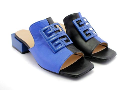 Дамски чехли на нисък ток в синьо и черно - Модел Мишел