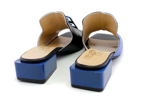 Дамски чехли на нисък ток в синьо и черно - Модел Мишел