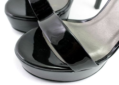 Дамски елегантни сандали с платформа в черно, модел Наоми