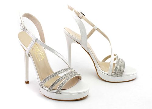 Дамски, официални сандали в бяло - Модел Бланка.