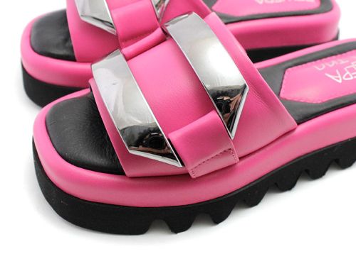 Дамски чехли на високо ходило от естествена кожа в цвят циклама - Модел Зоя