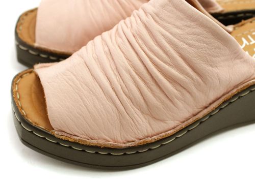 Дамски сабо на платформа от кожа в пудра цвят - Модел Марчела