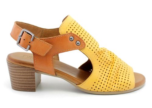 Дамски сандали от естествена кожа в жълт цвят - Модел Ваня