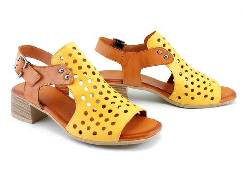 Дамски сандали на нисък ток в жълт и светло кафяв цвят - Модел Карина.
