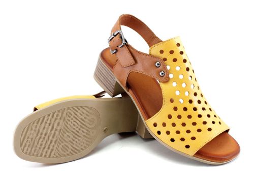 Дамски сандали на нисък ток в жълт и светло кафяв цвят - Модел Карина