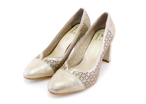 Дамски официални обувки с перфорация, модел Перла.