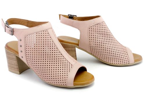 Дамски сандали от естествена кожа в розово - Модел Капка.
