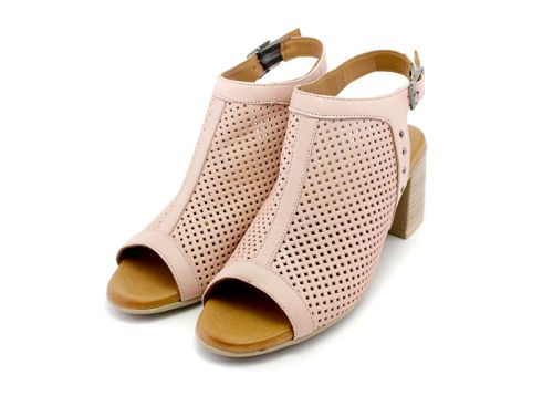 Дамски сандали от естествена кожа в розово - Модел Капка