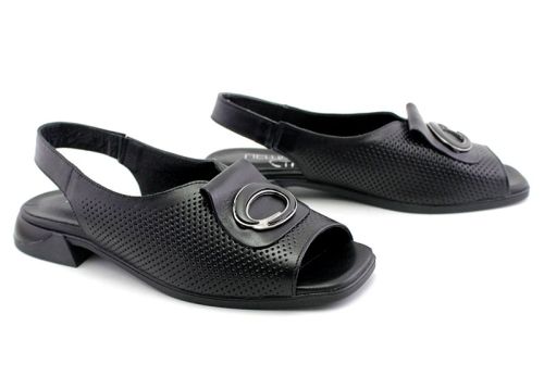 Дамски сандали от естествена кожа в  черно - Модел Летисия.