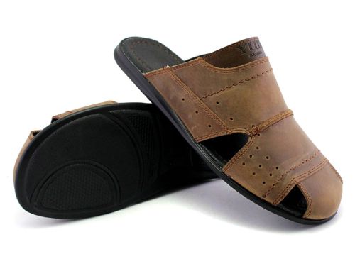 Мъжки чехли от естествена кожа в кафяво, модел Ричи