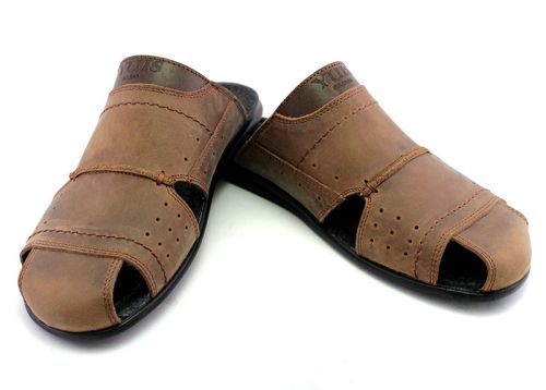 Мъжки чехли от естествена кожа в кафяво, модел Ричи