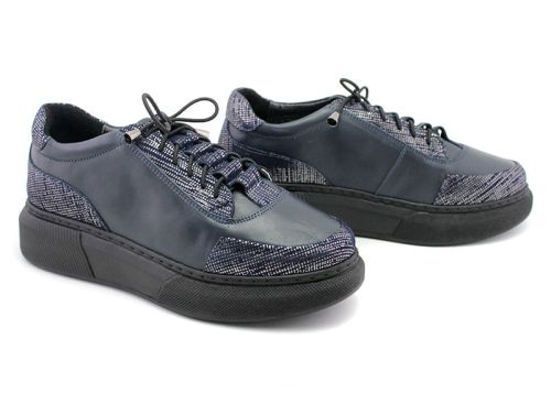 Дамски, ежедневни обувки в тъмно синьо - Модел Талия.