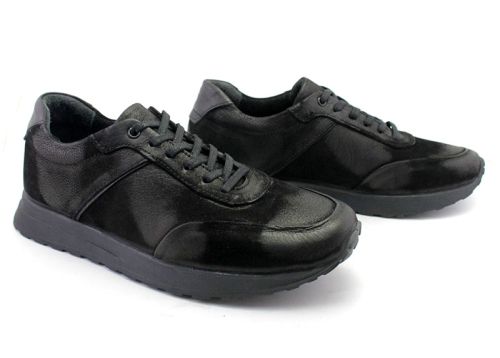 Мъжки, спортни обувки в черно - Модел Христофор.