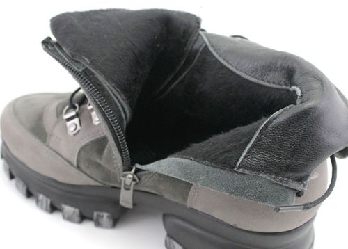 Дамски боти от естествен велур в сиво - модел Ивета