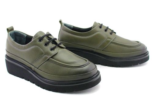 Дамски ежедневни обувки в зелено - Модел Йоана.