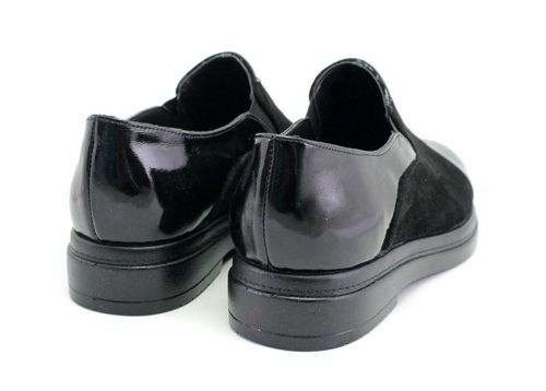 Pantofi casual dama din piele lacuita si piele intoarsa de culoare neagra - Model Areselis