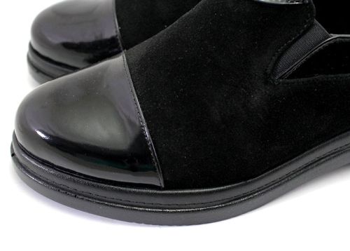 Pantofi casual dama din piele lacuita si piele intoarsa de culoare neagra - Model Areselis