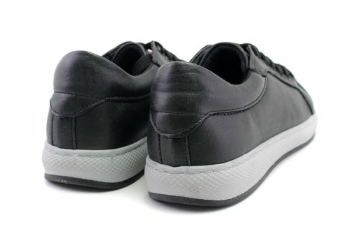 Дамски, ежедневни обувки в черно - Модел Лея