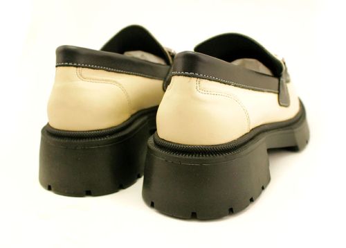 Дамски обувки в бежово и черно - Модел Бонита.