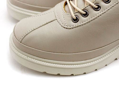 Дамски, ежедневни обувки в сиво - Модел Хасинта.