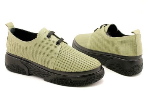 Дамски, ежедневни обувки в зелено - Модел Еделвайс.