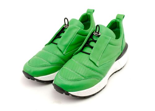 Adidași de damă în verde - Model Magic.