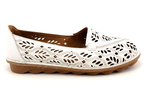Дамски, летни обувки от естествена кожа в бяло, модел Селин.