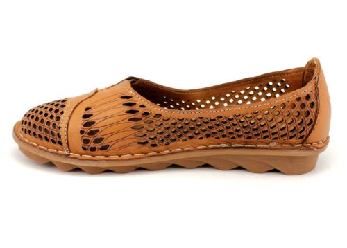 Pantofi de vara dama din piele naturala de culoare maro - Model Vuchia.