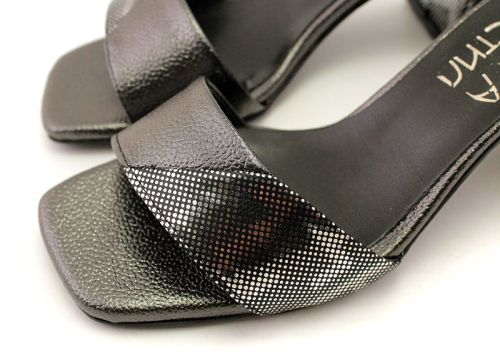 Sandale de dama in negru stralucitor - Model Ronda.