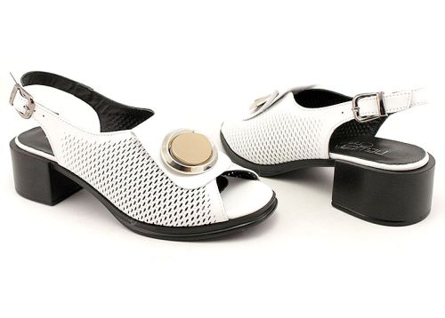Дамски сандали от естествена кожа в бяло - Модел Далия.