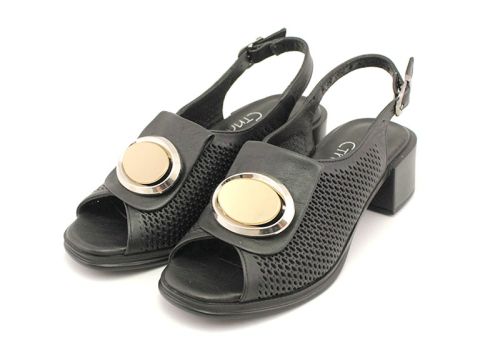Дамски сандали от естествена кожа в черно - Модел Далия.