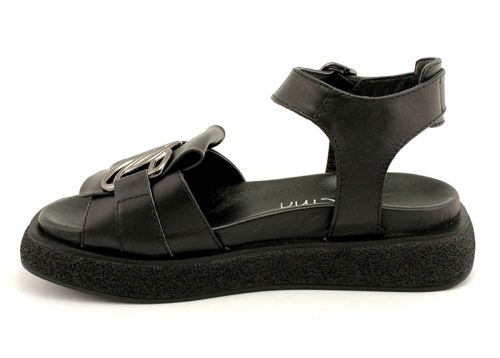 Дамски сандали от естествена кожа в черно - Астрид.