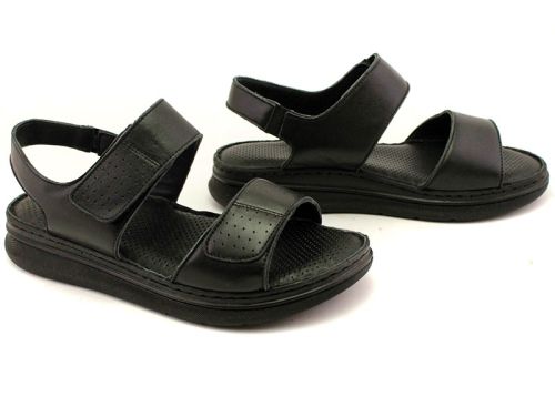 Дамски сандали от естествена кожа в черно на ниско ходило - Модел 3002.