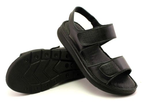 Дамски сандали от естествена кожа в черно на ниско ходило - Модел Химера.