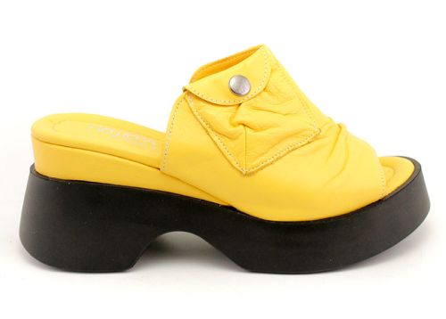 Дамски сабо от естествена кожа в жълто - Модел Саманта.