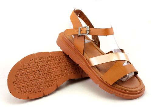 Дамски сандали от естествена кожа в светло кафяво - Модел Мариана.