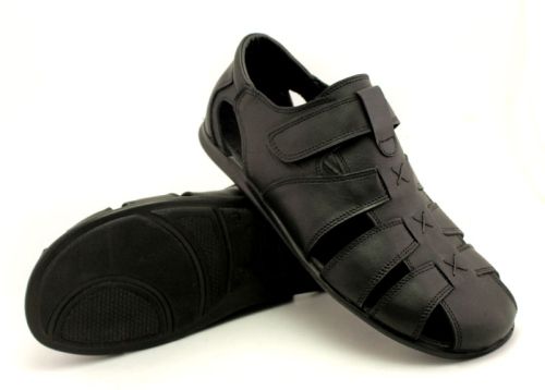 Мъжки сандали от естествена кожа в черно - модел Влади