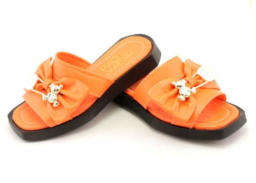 Дамски чехли от естествена кожа в оранжево - Модел Анджелина.