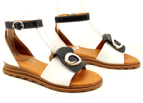 Дамски сандали - модел Ивона, от естествена кожа в бяло и тъмно синьо.