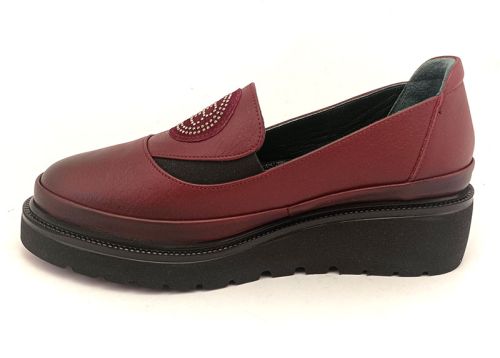 Дамски ежедневни обувки в бордо - Модел Глория.