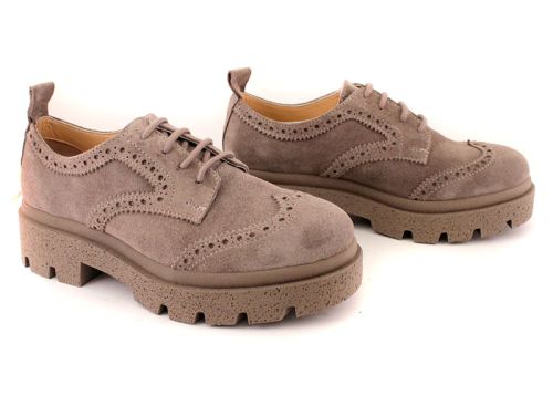 Дамски, ежедневни обувки от естествен велур във визонено - Модел 3718-4006.