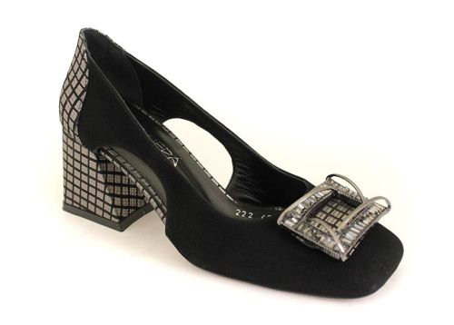 Дамски официални обувки от естествен набук в черно - Модел Дани.