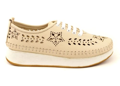 Дамски меки летни обувки от естествена кожа в бежово - Модел Жаклин.