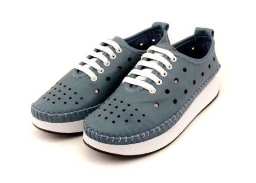 Дамски меки летни обувки от естествена кожа в дънково синьо - Модел Самира.