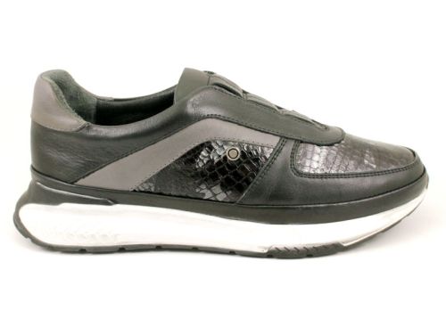 Мъжки спортни обувки от естествена кожа в черно - Модел Богдан