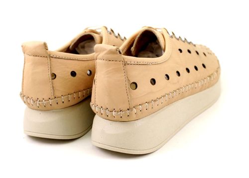 Дамски меки летни обувки от естествена кожа в бежово - Модел Самира.