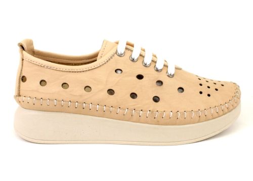 Дамски меки летни обувки от естествена кожа в бежово - Модел Самира.